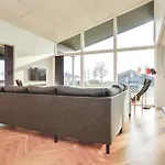 別荘 Three-bedroom In *